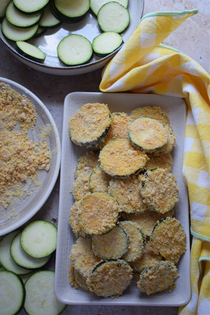 Ready to fry zucchini pieces.