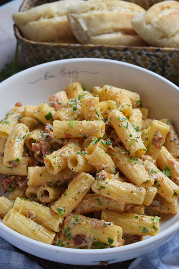 Close up of pasta in a bowl.