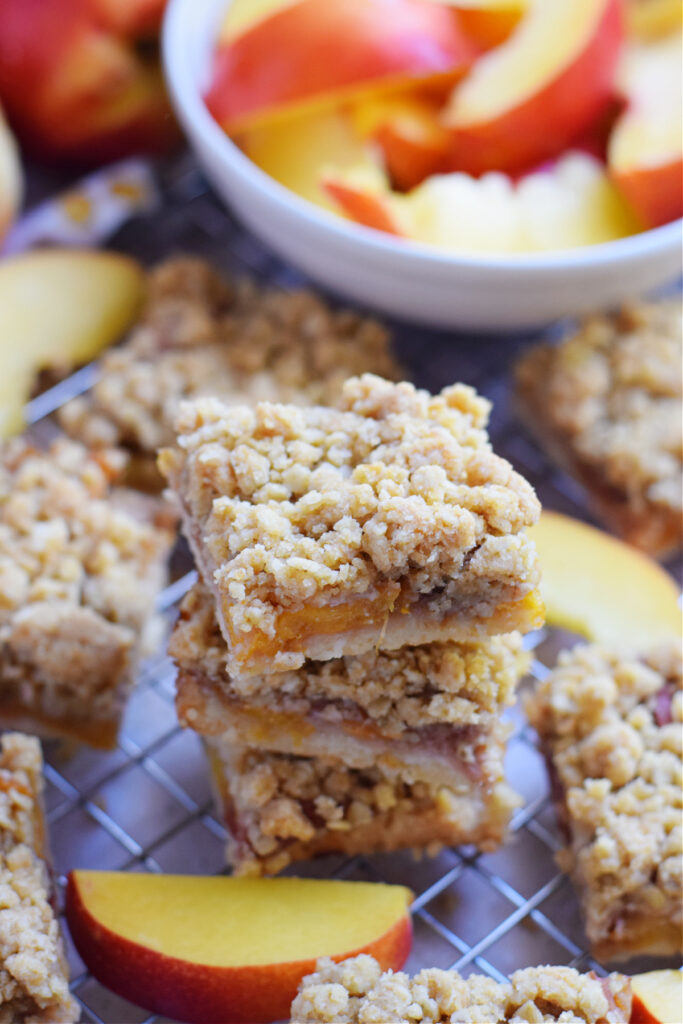 Close up of peach crumble bars.