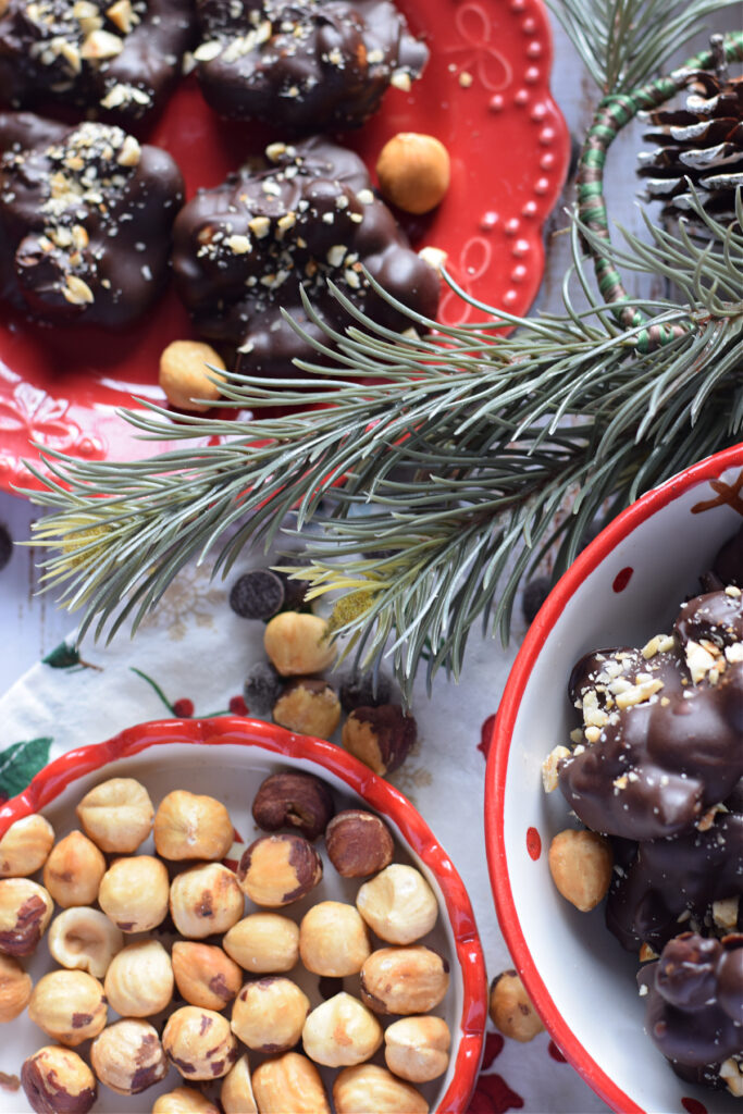 Chocolate clusters with hazelnuts.