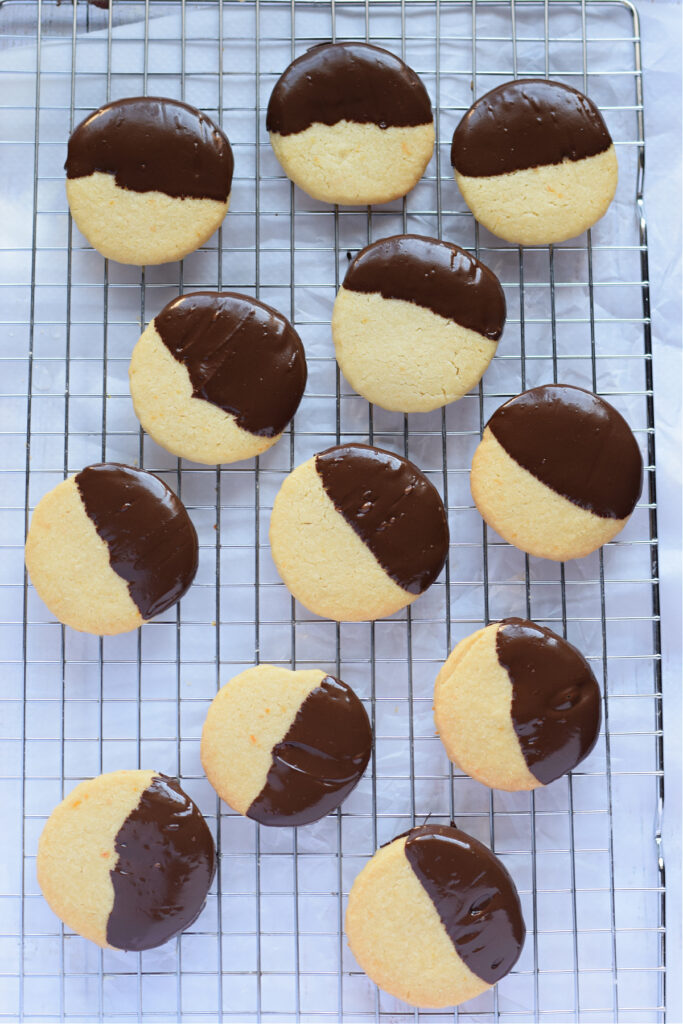 Shortbread cookies dipped in chocolate.