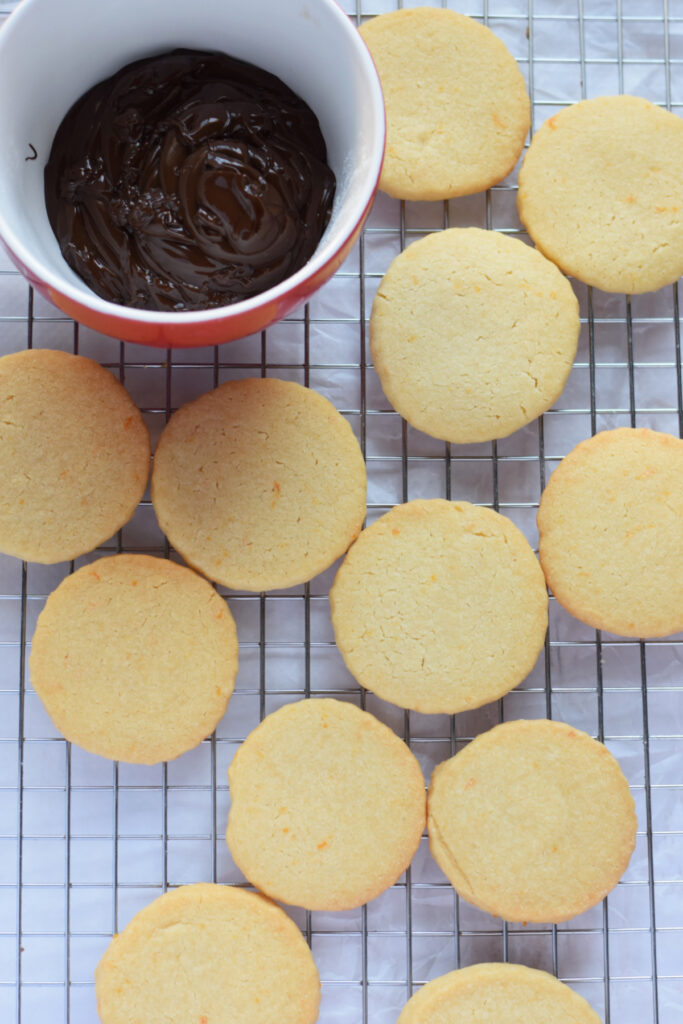Ready to dip shortbread cookies.