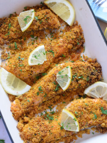 Panko crusted salmon in a serving dish.