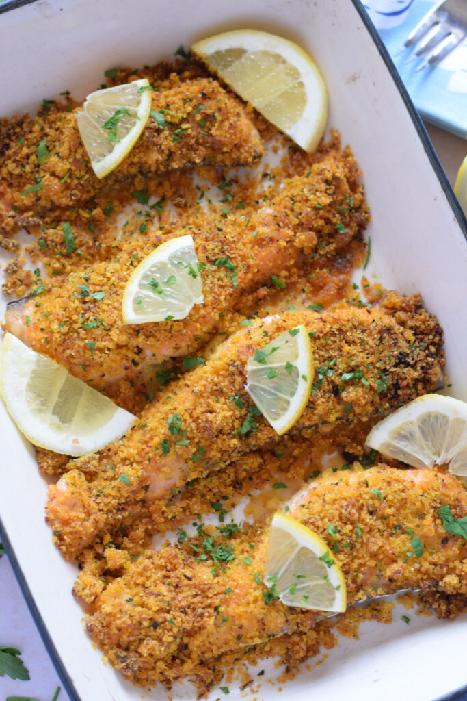 Panko crusted salmon in a serving dish.