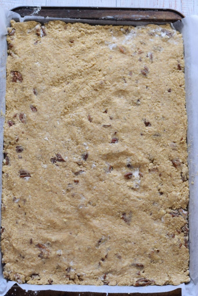 Ready to bake cookei bars.