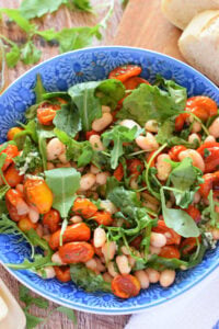 Close up of a cannelloni bean salad.
