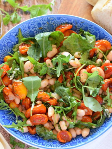 Close up of a cannelloni bean salad.
